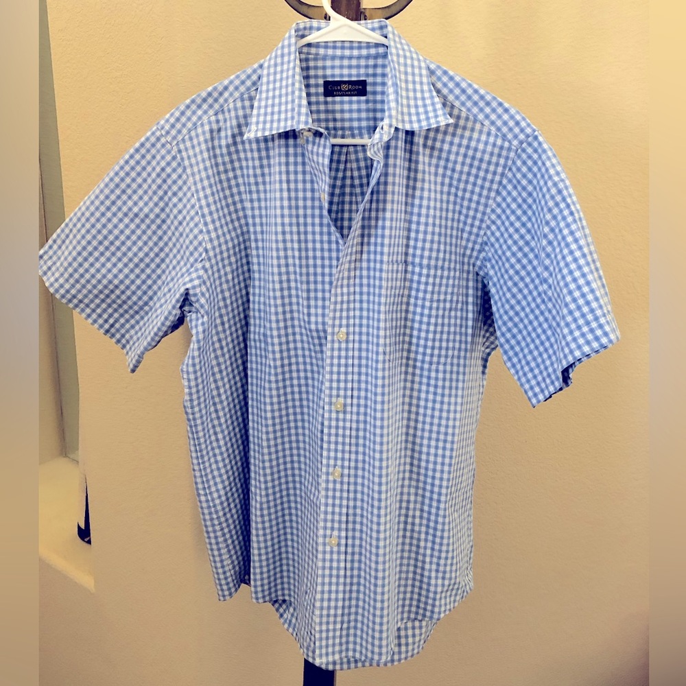 Men’s Club Room Button Up Short Sleeve Large